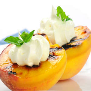 grilled peaches with cream 