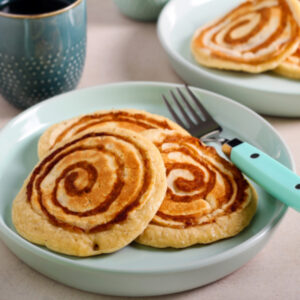 cinnamon roll pancakes 